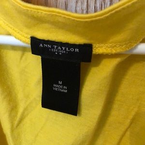 Ann Taylor Factory Tops - Ann Taylor V Neck Top Ann Taylor Factory Tops - Ann Taylor V Neck Top